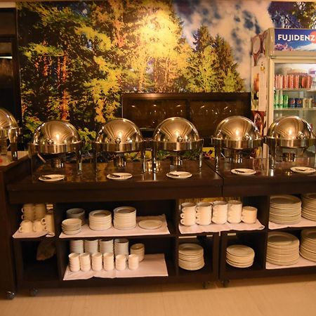 Villa Esmeralda Bryan'S Resort Hotel And Restaurant Palayan City Luaran gambar