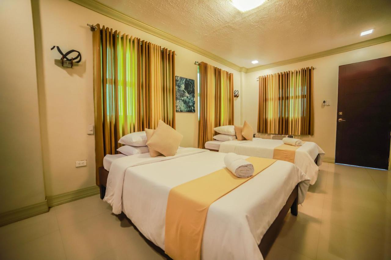 Villa Esmeralda Bryan'S Resort Hotel And Restaurant Palayan City Luaran gambar