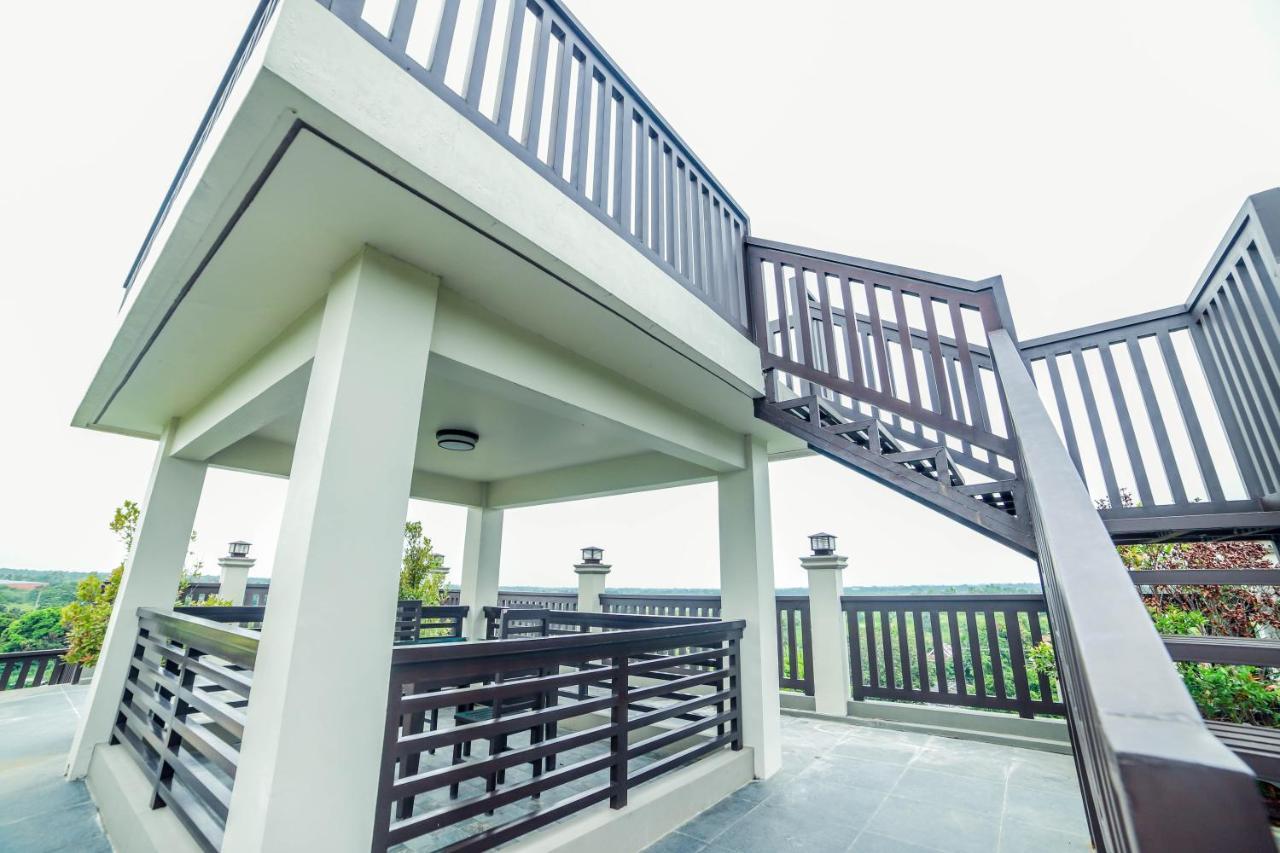 Villa Esmeralda Bryan'S Resort Hotel And Restaurant Palayan City Luaran gambar